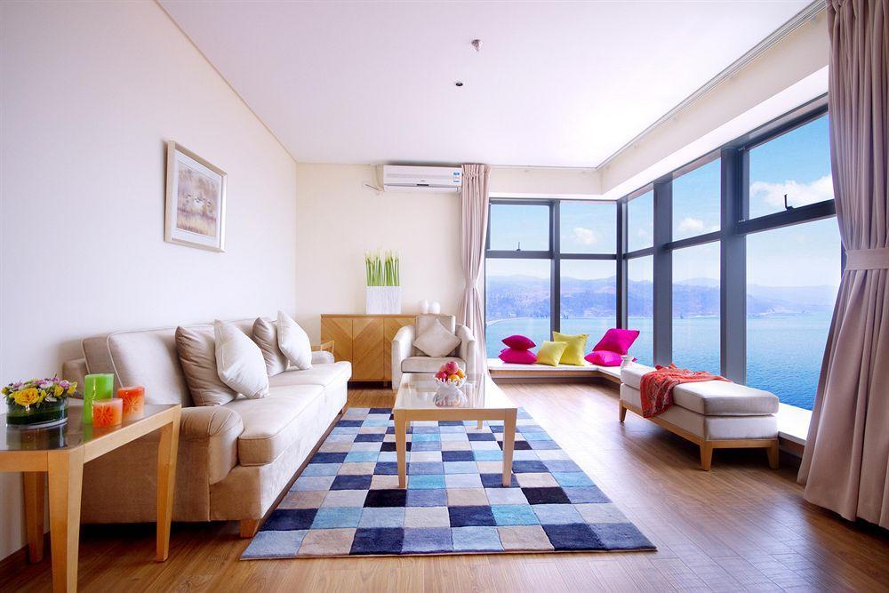 Angsana Fuxian Lake Chengjiang  Rum bild