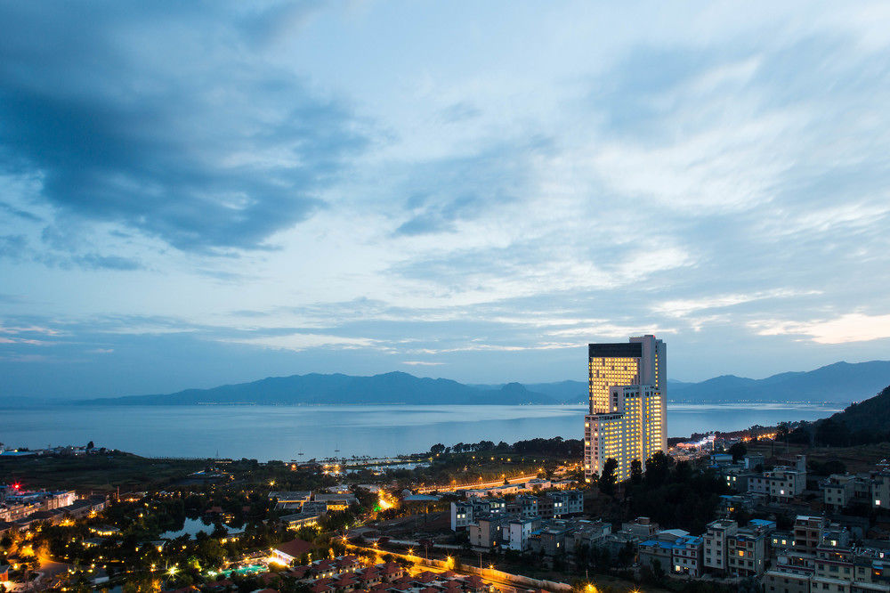 Angsana Fuxian Lake Chengjiang  Exteriör bild